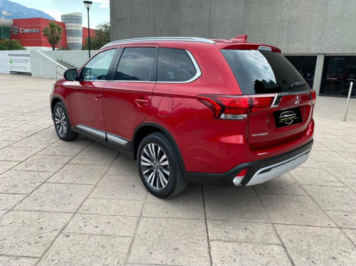 Imagen 3 de 15 de Mitsubishi Outlander 2.4 Se Plus Cvt 2020