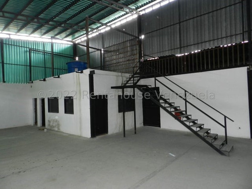 Ji 24-2888. Alquiler De Galpón De 2000m2 Ubicado En Guarenas. Rah