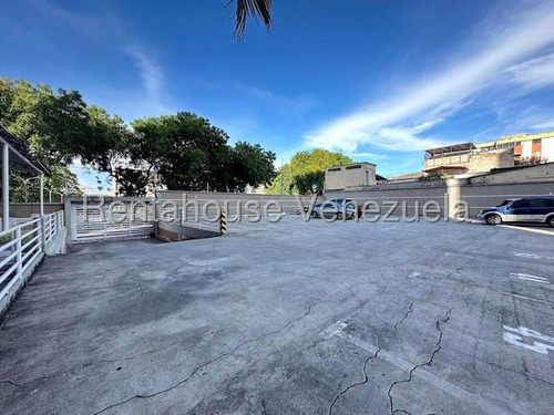 Lisbeth Delgado Vende Apartamento En Centro Este Barquisimeto Cod. 25-10446 Cerca Del Sambil