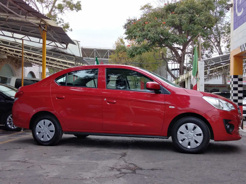 Imagen 2 de 8 de Dodge Attitude 2020 1.2 Se Mt