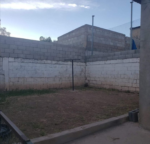Imagen 10 de 10 de Casa En Venta De Una Planta, En Ave Principal Col. Panoramico