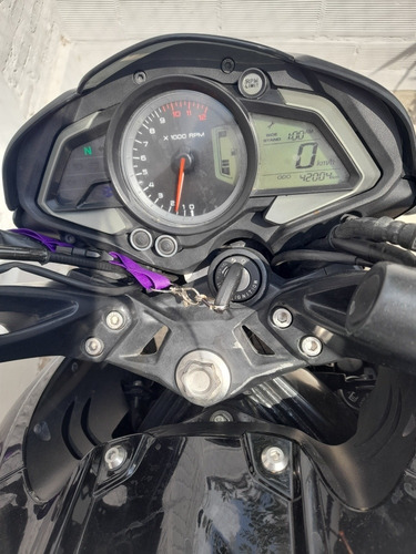 Imagen 3 de 23 de Rouser Ns 200 Modelo 2015 Bajaj