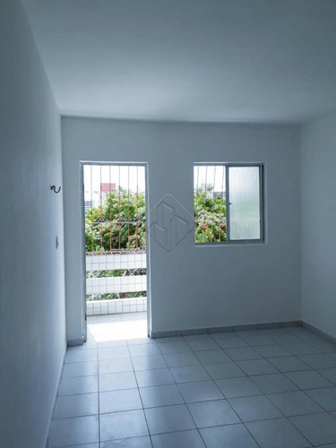 Imagem 3 de 9 de Apartamentos - Ref: V451