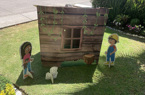 Flink Casita De Cartón Tipo Cabaña Con Personajes Pandilla Titos 120x112x72 Cm
