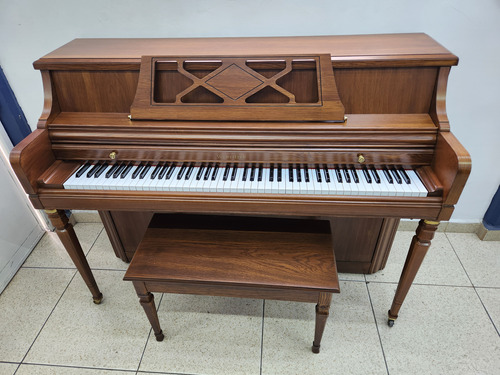 Piano Vertical Usado Marca Wurlitzer Consola Con Banca