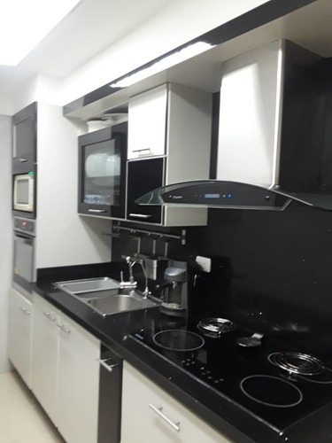 Imagen 5 de 14 de Apartamento En Venta Lecheria Res Luna Del Mar