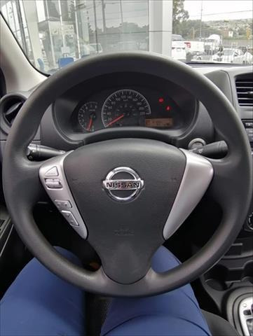 Imagen 10 de 14 de Nissan Versa 2019