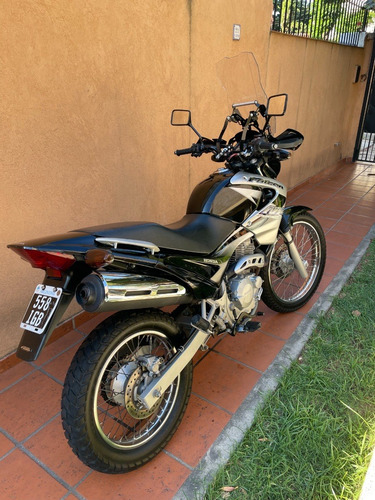 Imagen 9 de 15 de Honda Falcon 400