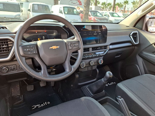Chevrolet Colorado 2.8TD WT MT 4WD S