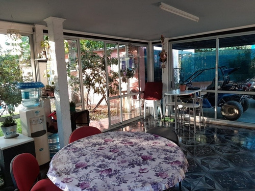 Dueño: 2 De La Playa, Piscina, Barbacoa