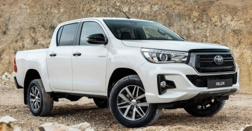 Imagen 3 de 10 de Rent A Car Alquiler Camionetas 4x4 Autos Automatic Van Y Bus