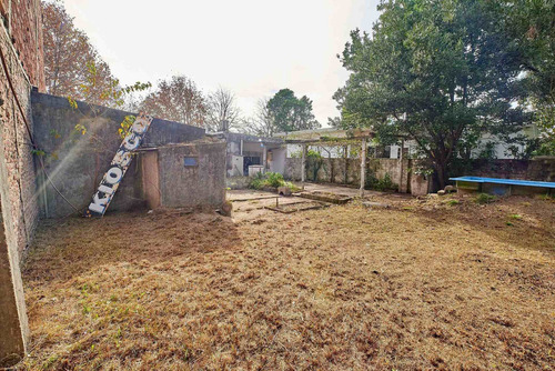 Imagen 8 de 20 de Venta Casa 3 Amb Con Local Y Parque, Berazategui