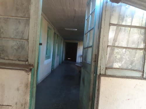 Casa Céntrica Con Terreno Con Alta Plusvalía En Villa Eden.