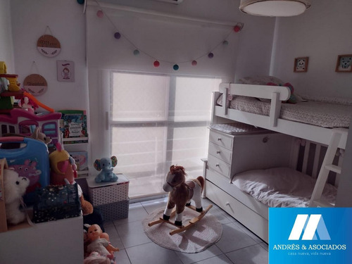 Venta Duplex Barrio La Giustina, Bella Vista