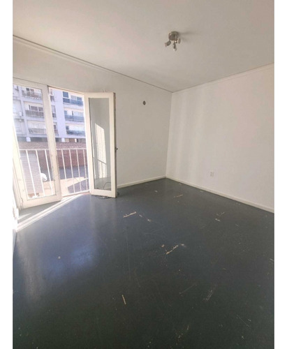 Departamento Céntrico De 3 Dormitorios Con Cochera