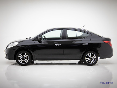 Nissan Versa 1.6 16v Sv (flex)