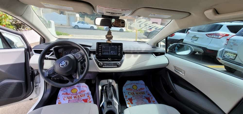 Imagen 5 de 15 de Toyota Corolla Le