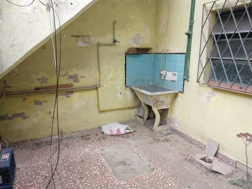 Imagen 7 de 30 de Excelente Propiedad Con 3 Departamentos, 2 Cocheras Y Un Local