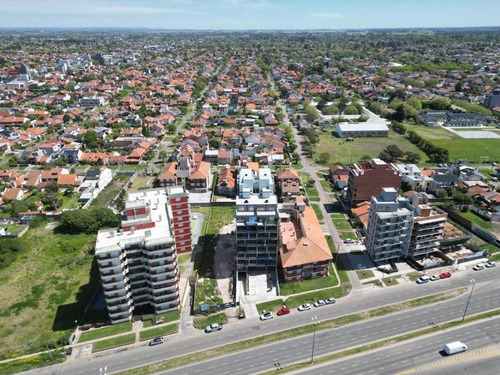 Imagen 25 de 27 de Venta - Departamento 2 Ambientes - Frente Al Mar - Cochera Y Baulera - Tromarco Norte
