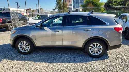 Kia Sorento 2.4 Lx At