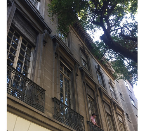 Espectacular Edificio Casa