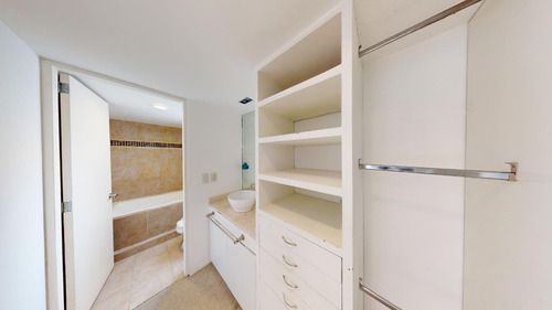 Departamento En Venta En Contadero, Grande Y Con Balcon