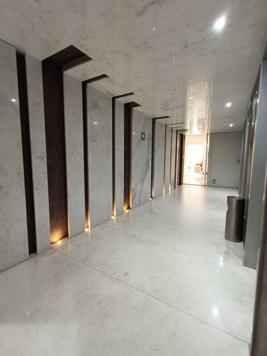 Oficina En Bosque De Las Lomas, Ideal Para Consulta Privada