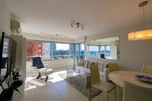 Imagen 3 de 24 de Venta Apartamento Tunquelen I, Playa Mansa Parada 7 , Punta Del Este, Vista Al Mar