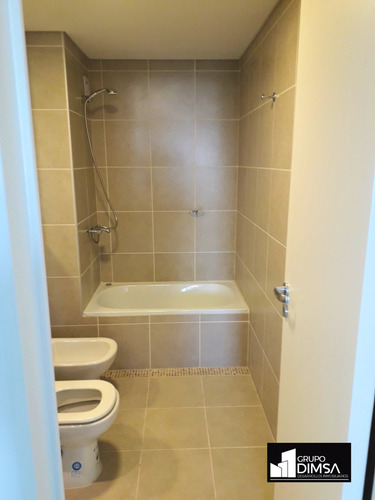 Pilay Venta Dpto. 2 Dorm. En Complejo Cerrado Con Seguridad 24hs A 5 Cuad De Nueva Córdoba