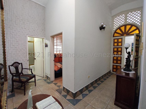 Casa En Venta Sector Las Mayas El Limon Rah 25-14545 Meglisf