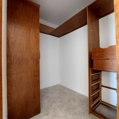 Penthouse Ubicado En Pampatar, Detrás Del Sámbil