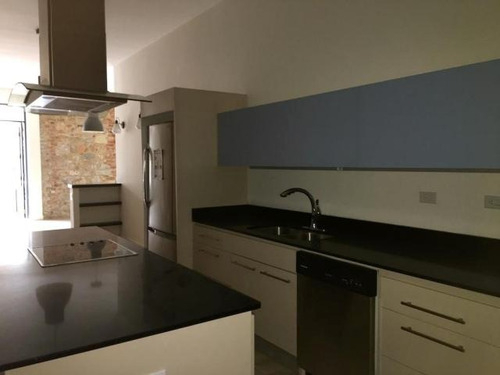 Imagen 5 de 11 de Alquiler De Apartamento En Casa Saint Georges Casco Antiguo