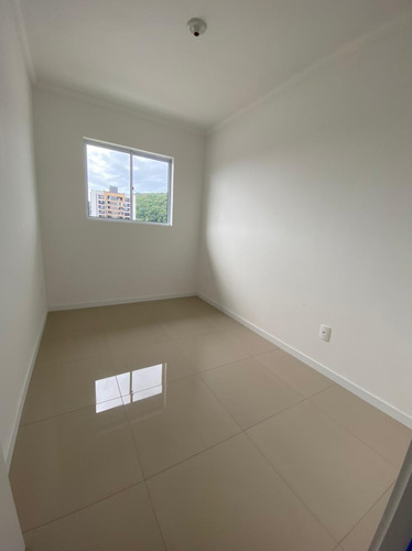 Imagem 3 de 7 de Apartamento No Bairro Saguaçu | 3 Dormitórios |1 Vaga De Gagarem |apartamento Esta Pronto|elevador - Sa01854 - 69313791