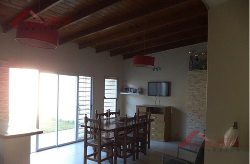Imagen 10 de 24 de Casa Diseño Moderno - Excelente Ubicacion - Fondo Libre