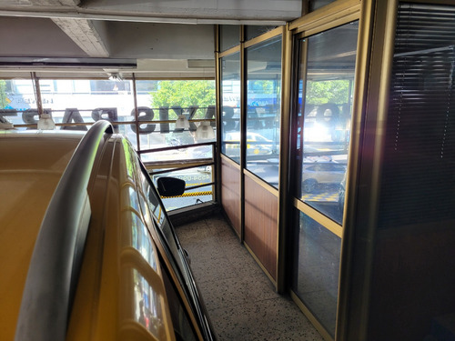 Local Alquiler Local Capital Palermo Colegiales Chacarita Negocio Salón Autos Vehículos De 3 Pisos Excelente Ubicación