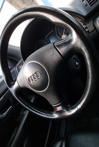 Audi S4 v8 4.2 S4 At