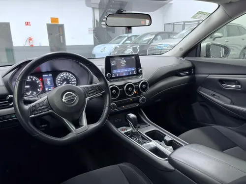 Nissan Sentra 1.8 Advance Cvt