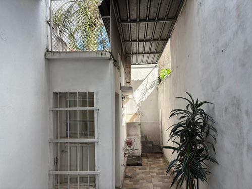 Alquiler Casa De Estilo Reciclada 1 Dorm Las Heras