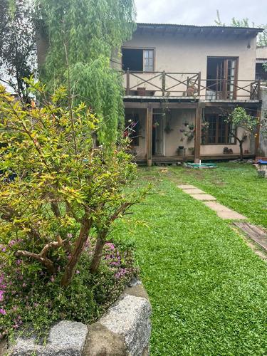 Casa En Venta En De Vicenzo Grande, Del Viso, Pilar