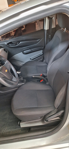 Chevrolet Onix 1.0 Joy 5p