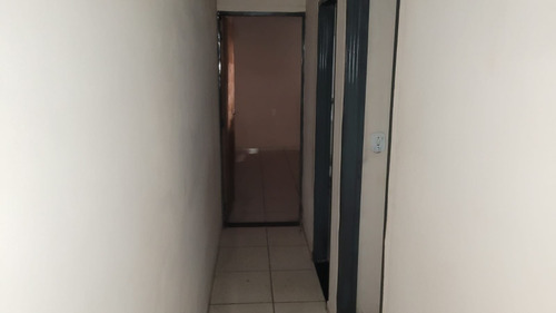 Terreno, Casa E Barracão