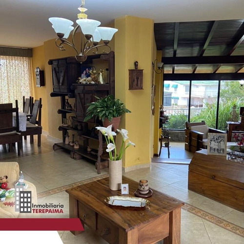 Imagen 5 de 10 de Venta De Casa - Urb. Club De Campo - San Antonio De Los Alto