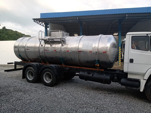Imagem 3 de 8 de Tanque Inox Para Caminhão Pipa 15 Mil Litros Randon