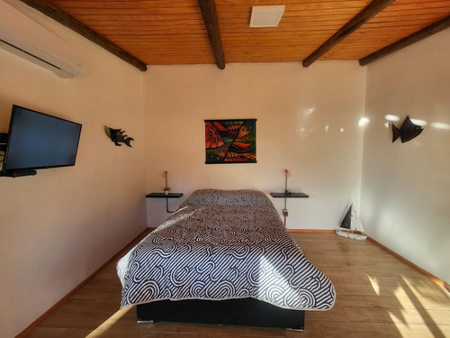 En La Tranquilidad Del Bosque Del Rivero Casa Con Jacuzzi