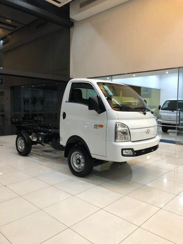 Hyundai HR 2.5 TURBO DIESEL CS 4WD MANUAL