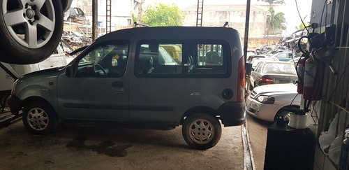 Imagem 3 de 6 de Sucata Kangoo Desmanche Peças Motor Câmbio Lataria