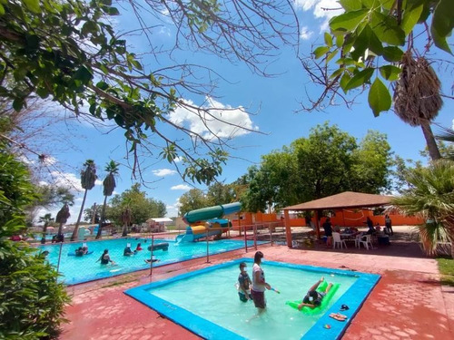 Imagen 2 de 12 de Local Comercial En Venta Centro