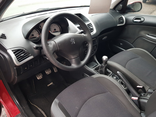 Peugeot 207 1.6 Xt
