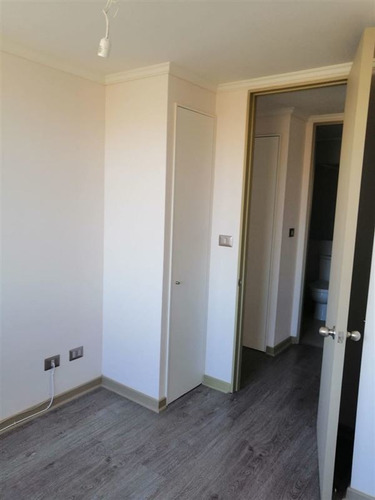 Departamento En Venta De 2 Dorm. En Valparaíso