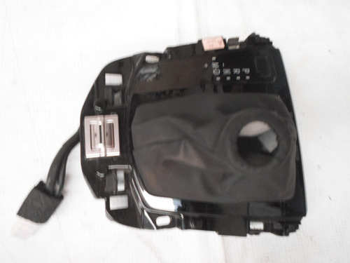 Consola Y Funda P/ Palanca Da6d-64334 Mara Mazda Cx-3 16-18